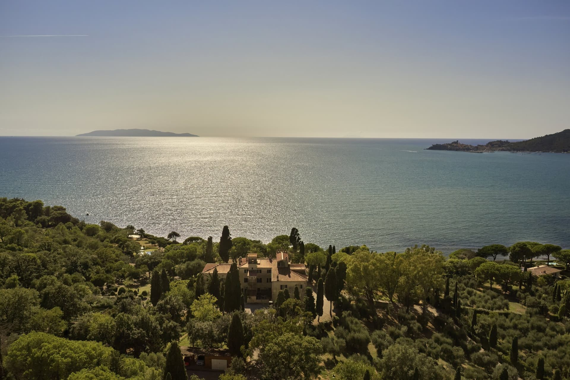 Villas in Tuscany by the sea